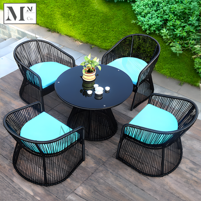 RICARDO Outdoor Dining Table Woven in PE Rattan