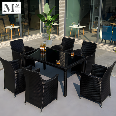 HORME Outdoor Dining Set in Rattan Weave