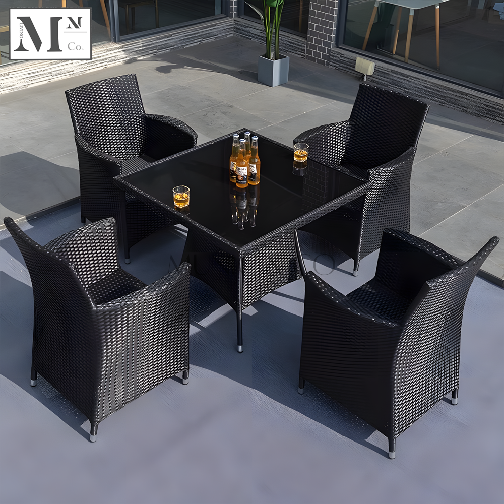HORME Outdoor Dining Set in Rattan Weave