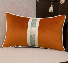 Load image into Gallery viewer, stefiano designer and handcrafted cushions in set of 6.
